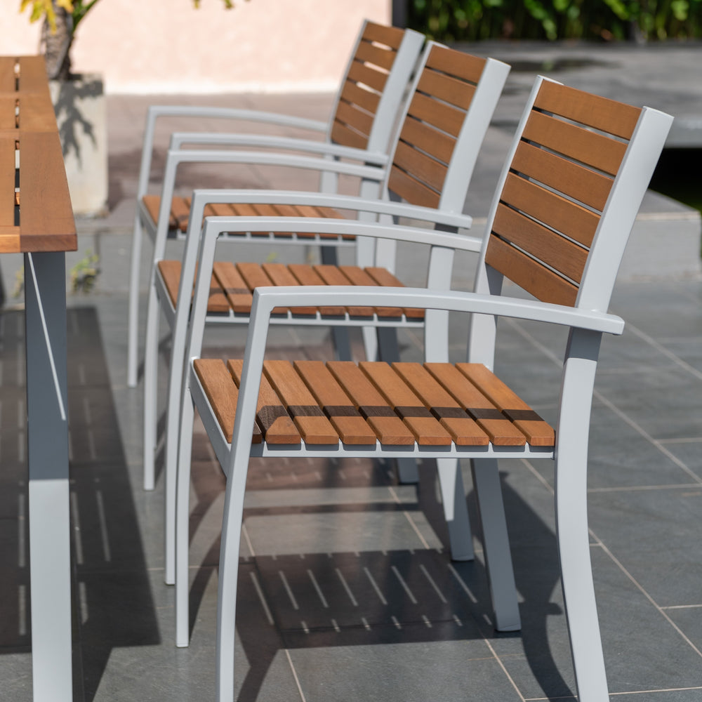 
                      
                        Comedor Barcelona de Exterior Extensible con 8 Sillas de Madera y Aluminio
                      
                    