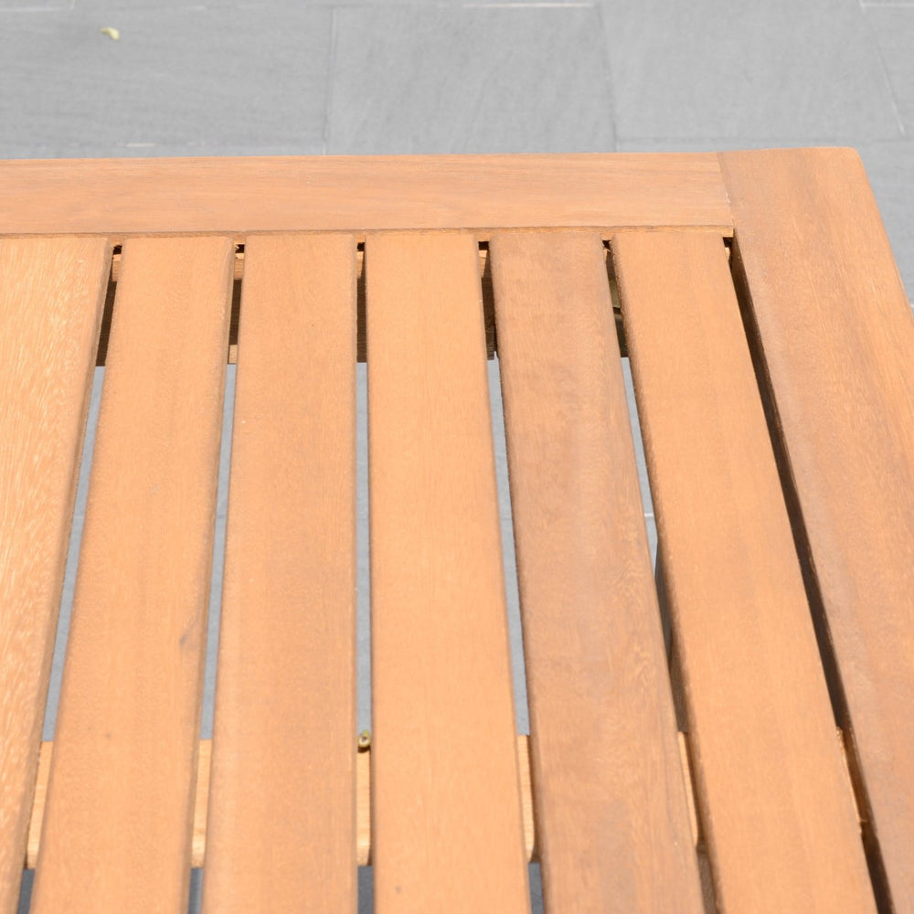 
                      
                        Mesa Alama de Madera para Exterior con Acabado de Teca
                      
                    