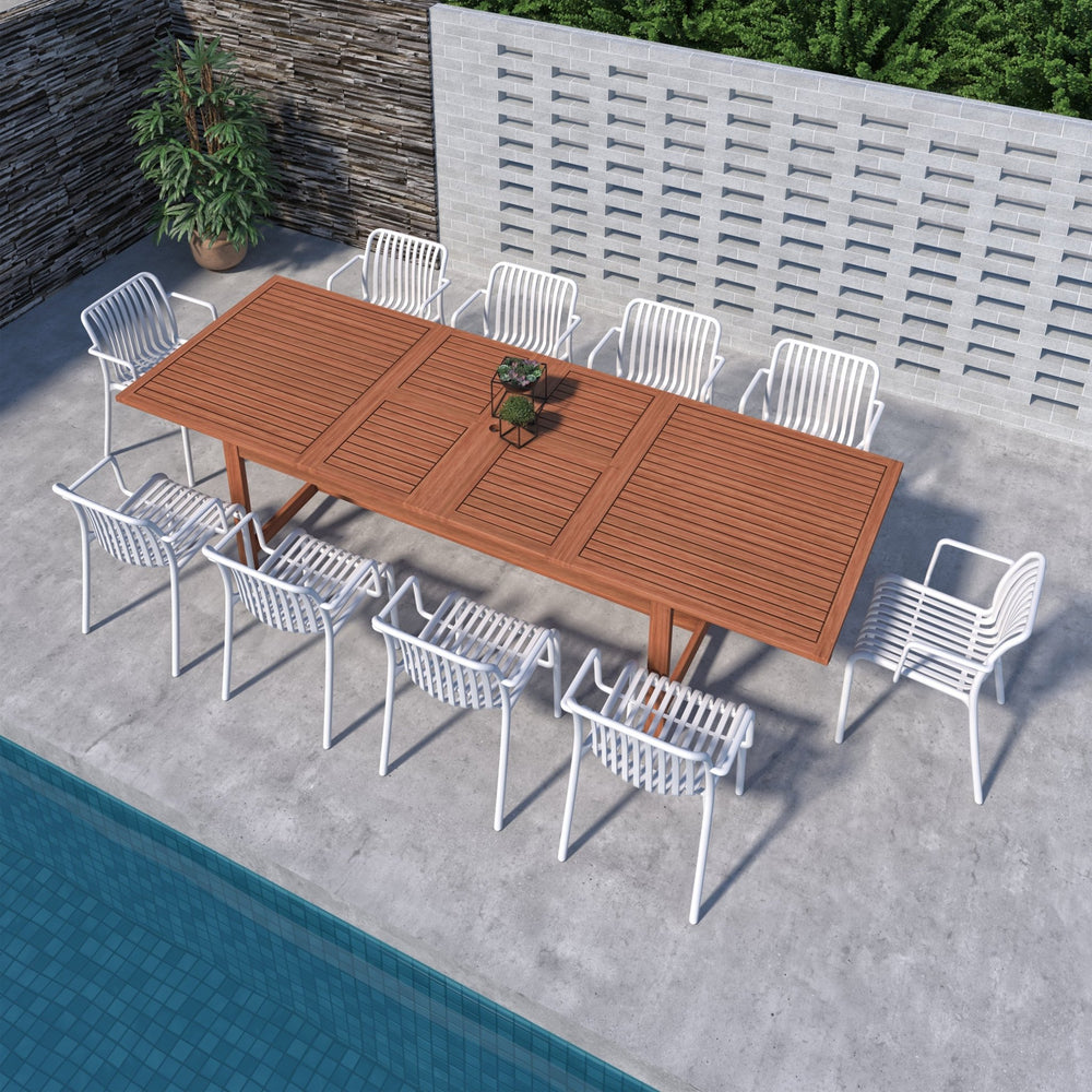 
                      
                        Comedor Extensible Montana de Madera con 10 Sillas Plasticas
                      
                    