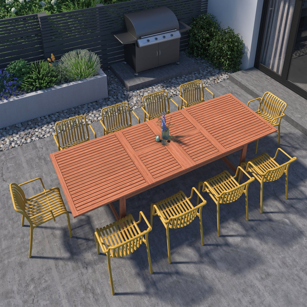 
                      
                        Comedor Extensible Montana de Madera con 10 Sillas Plasticas
                      
                    