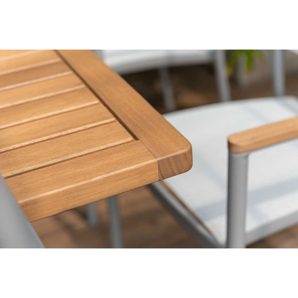 
                      
                        Comedor Copenhagen de Madera y Aluminio para 4 Personas
                      
                    