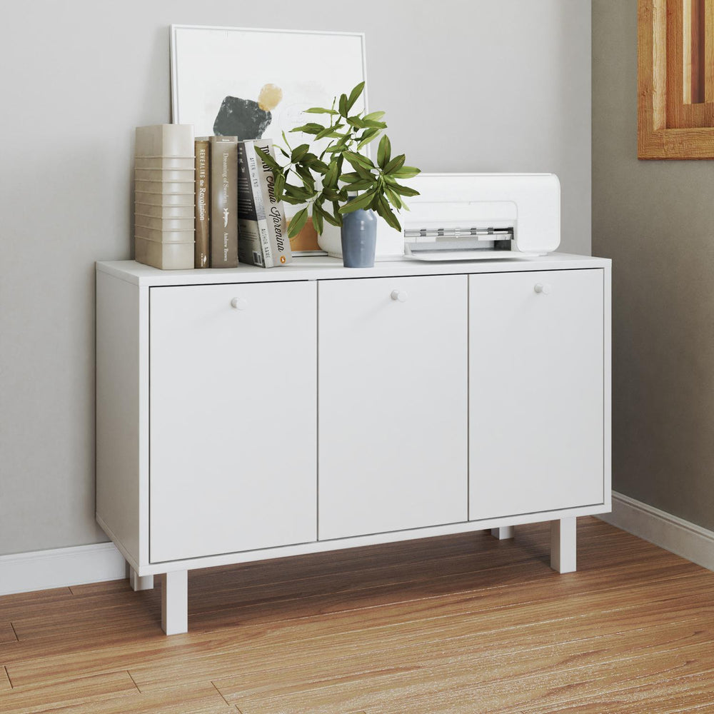 
                      
                        Comoda Cajonera de Madera con 3 Puertas
                      
                    